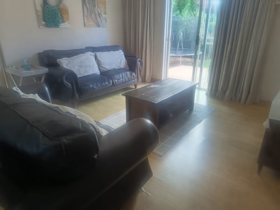 3 Bedroom Property for Sale in Rhodesdene Northern Cape